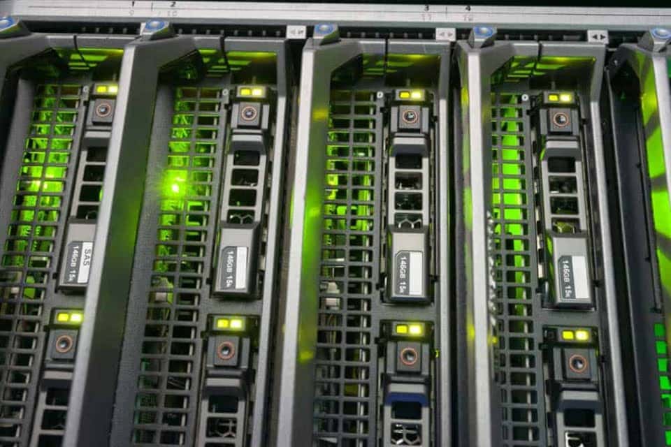 [shutterstock:526243873, panumas nikhomkhai]