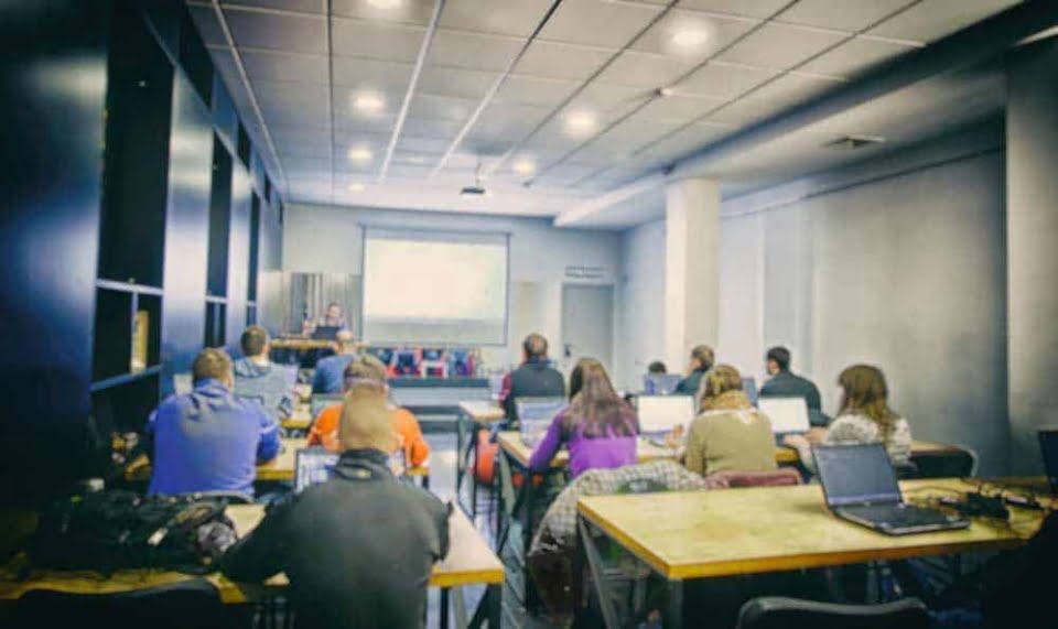 [shutterstock:571963873, Skylines]