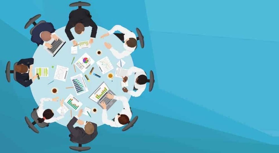 [shutterstock.com:576506923, estudio Lemberg Vector]