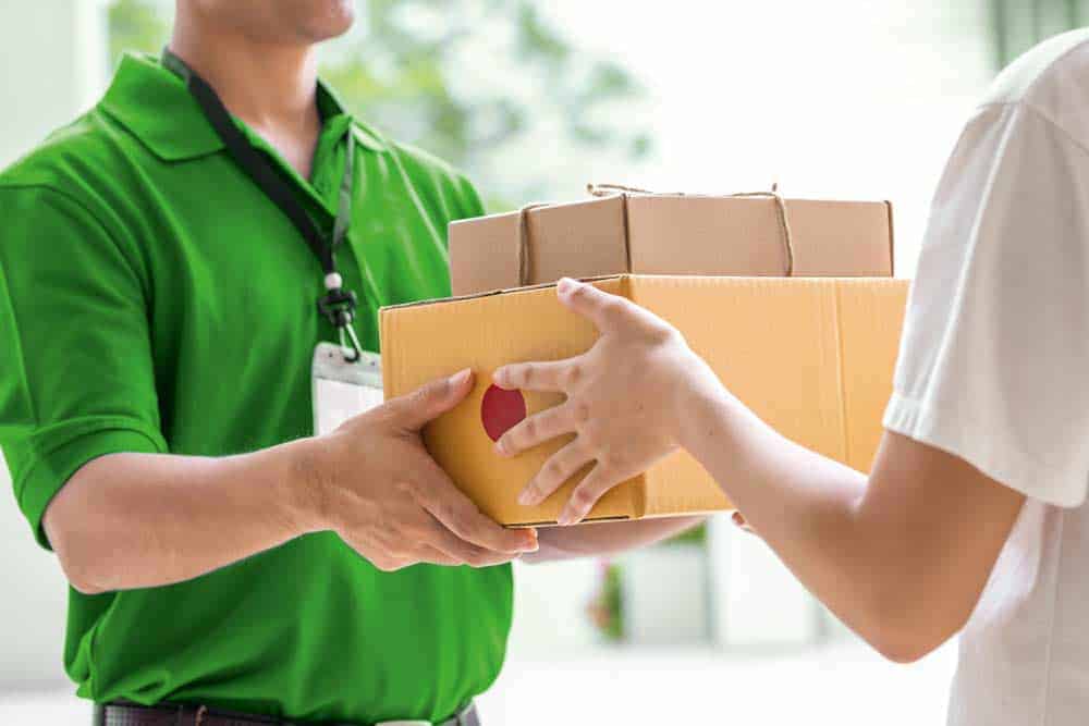 [shutterstock.com:380086414, Narong Jongsirikul]