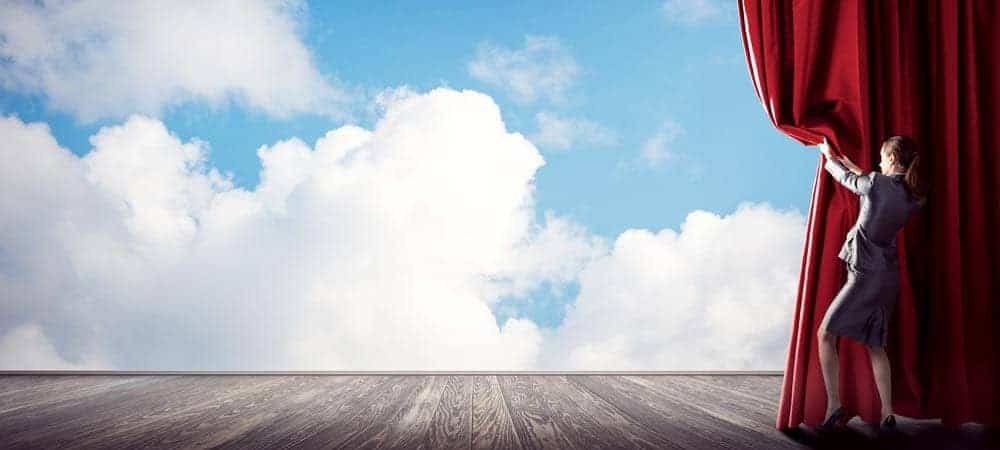 [shutterstock.com: 326703500, Khakimullin Aleksandr]