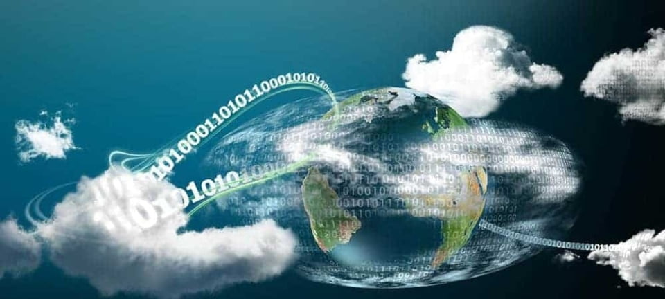 [shutterstock.com: 83717449, T. L. Furrer]