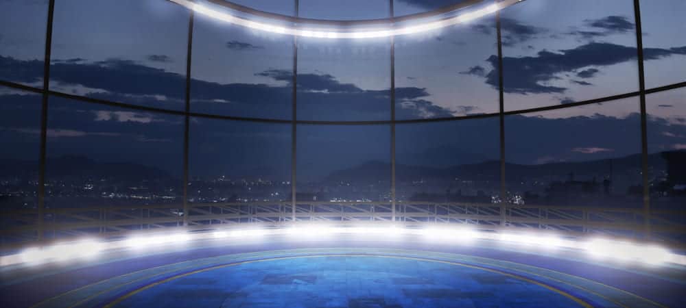 [shutterstock : 1746605735, Terry Papoulias]